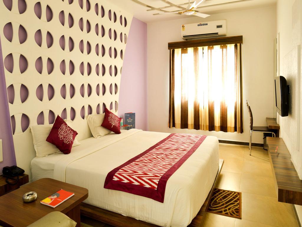 Oyo 4316 Hotel Sai Empire 舍地 外观 照片