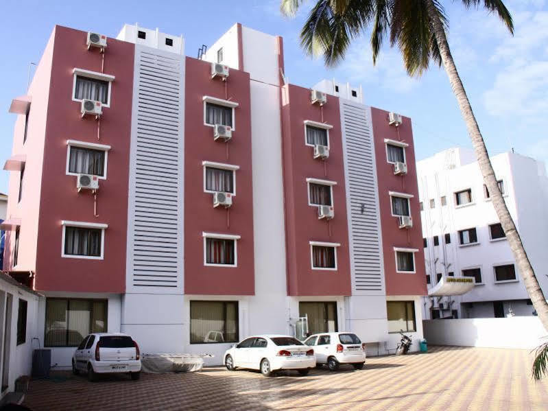 Oyo 4316 Hotel Sai Empire 舍地 外观 照片